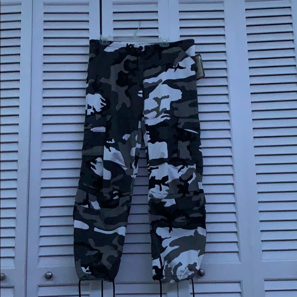 Camouflage Cargo Pants.